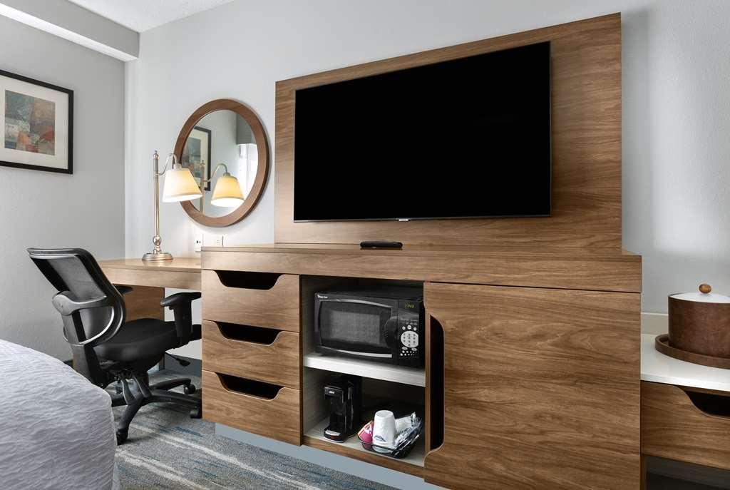 Hampton Inn Belmont At Montcross Chambre photo