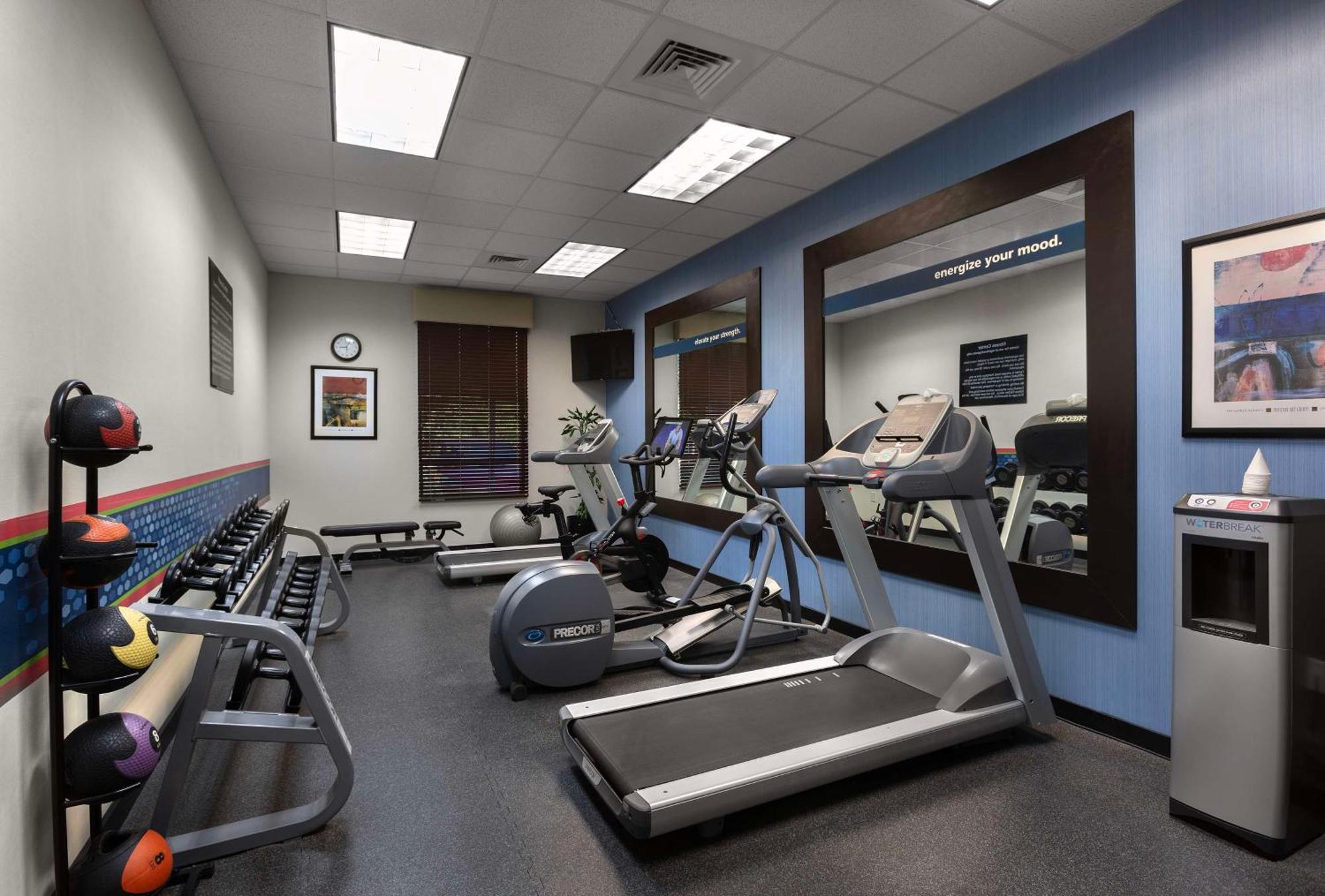Hampton Inn Belmont At Montcross Extérieur photo
