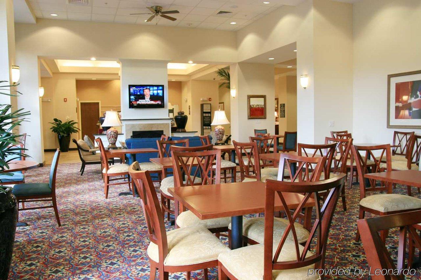 Hampton Inn Belmont At Montcross Restaurant photo