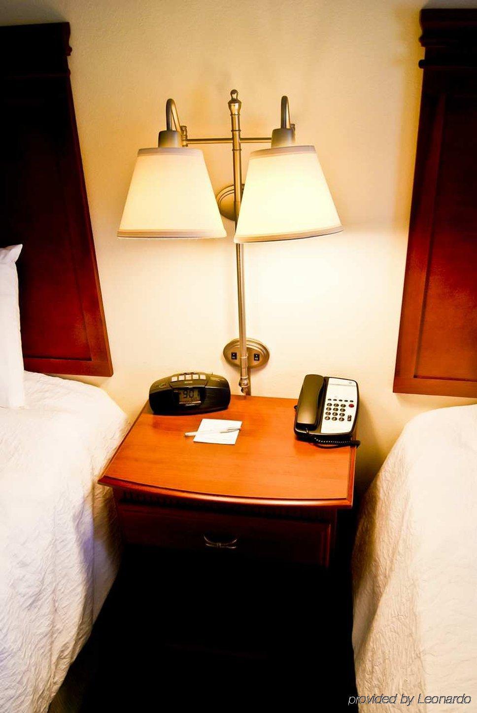 Hampton Inn Belmont At Montcross Chambre photo