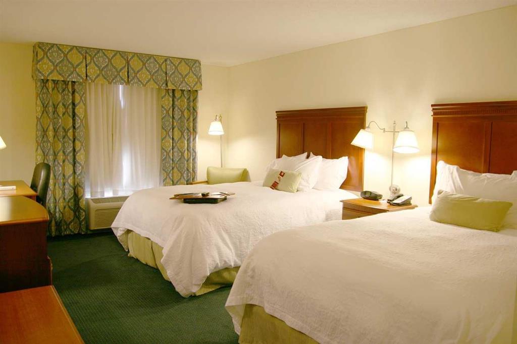 Hampton Inn Belmont At Montcross Chambre photo